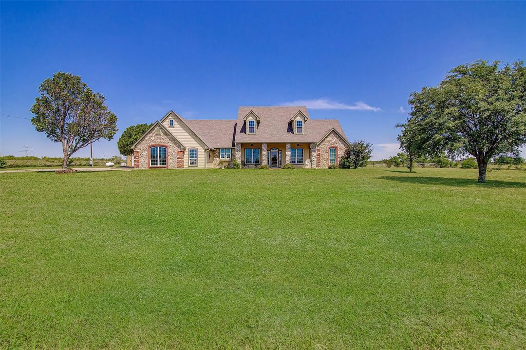 8025 County Road 508, Alvarado