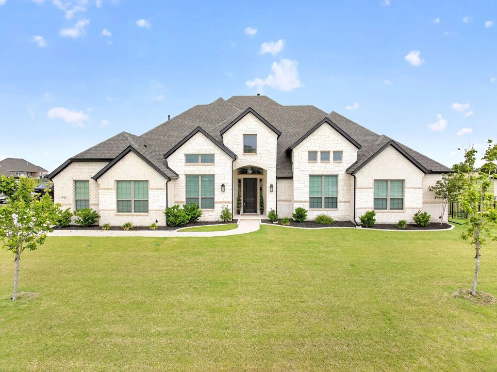231 Heirloom Drive, McLendon Chisholm
