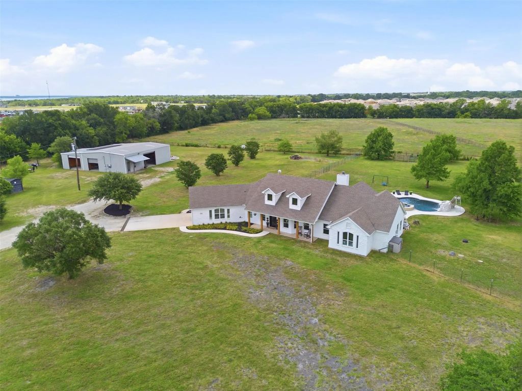 9390 Lakeridge Drive, Princeton