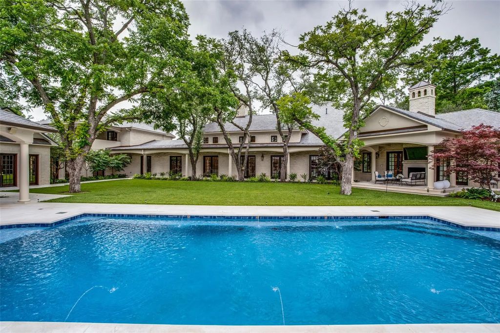 9520 Hathaway Street, Dallas