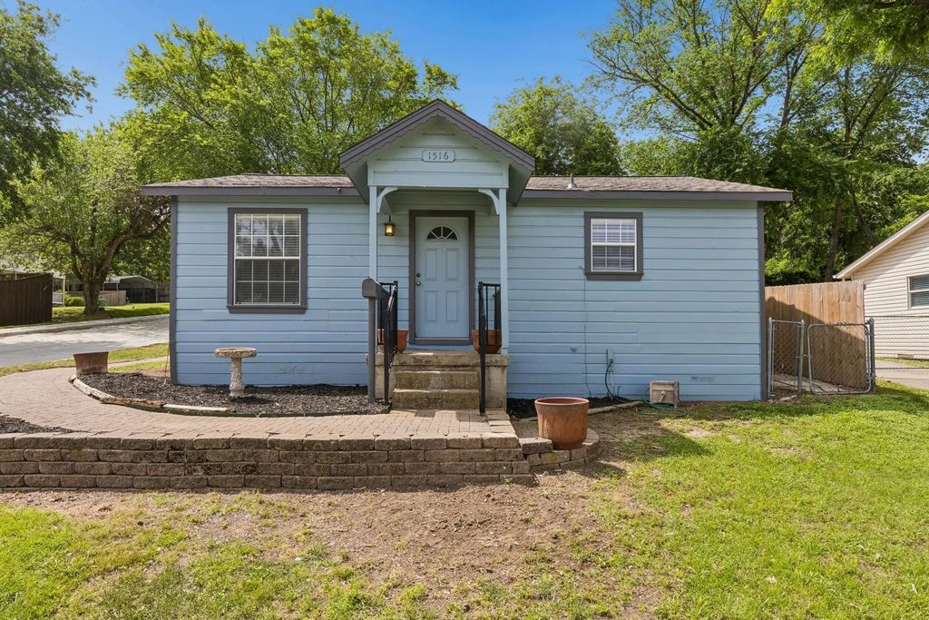 1516 Baxley Street, Carrollton