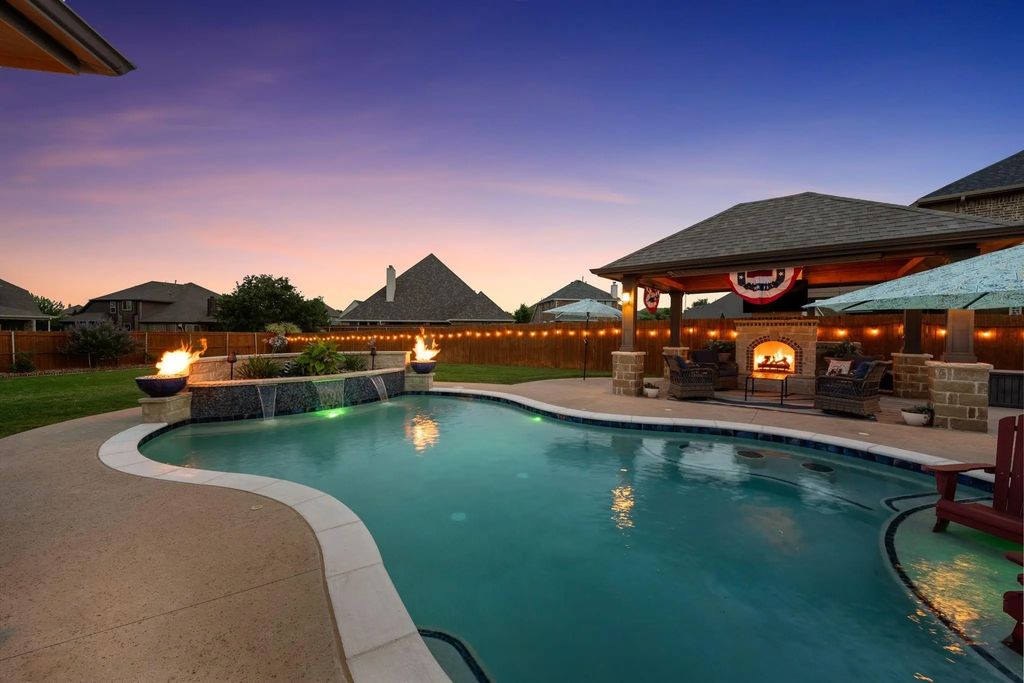 1695 Ivybridge Way, Forney