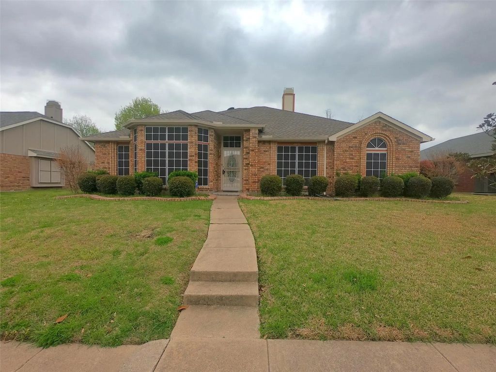 2630 Kimberly Drive, Garland
