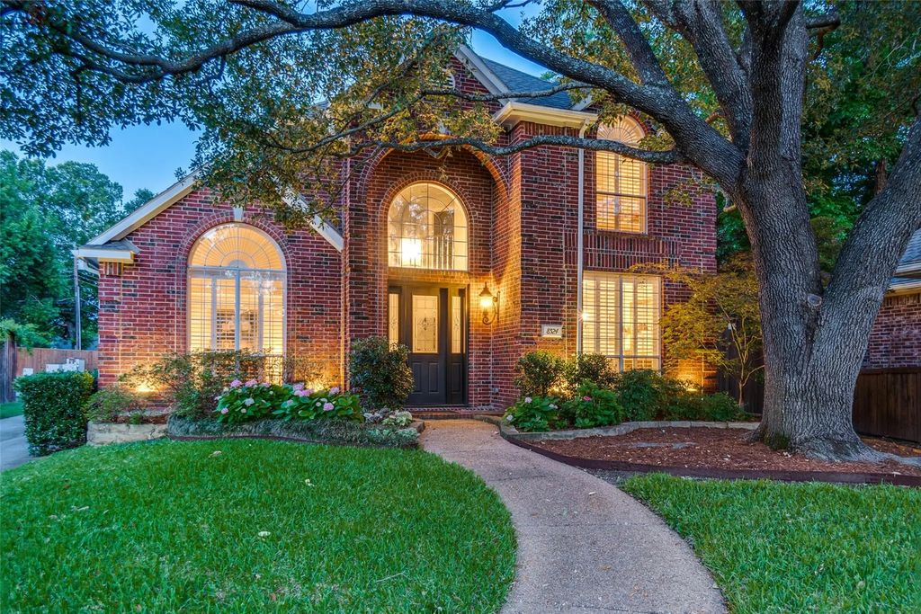 8524 Breakers Point, Dallas