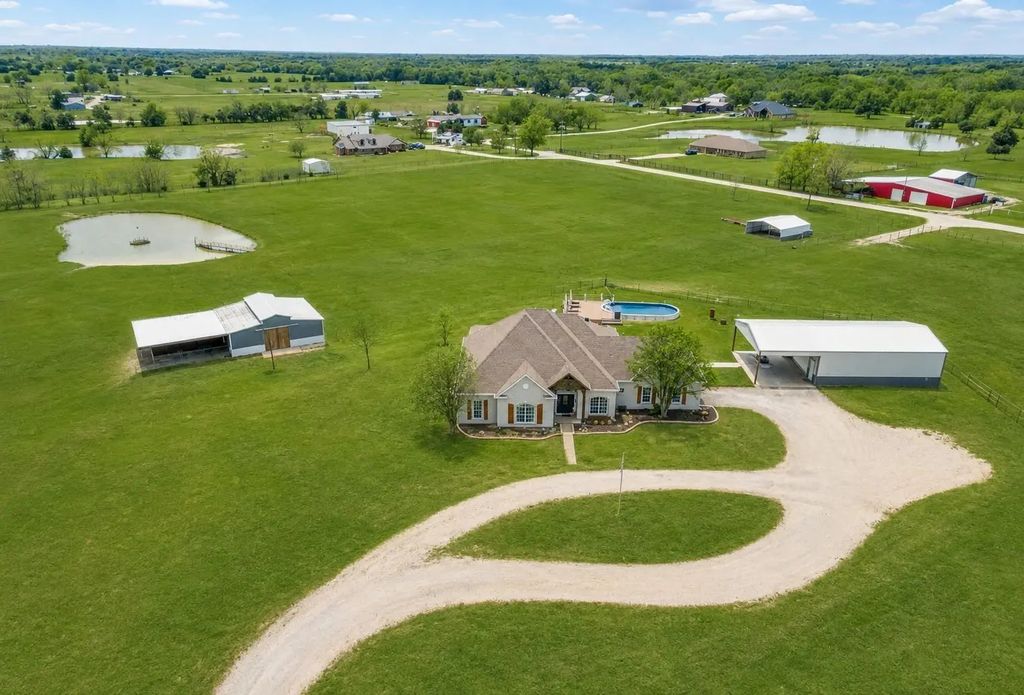 2162 County Road 2218, Caddo Mills