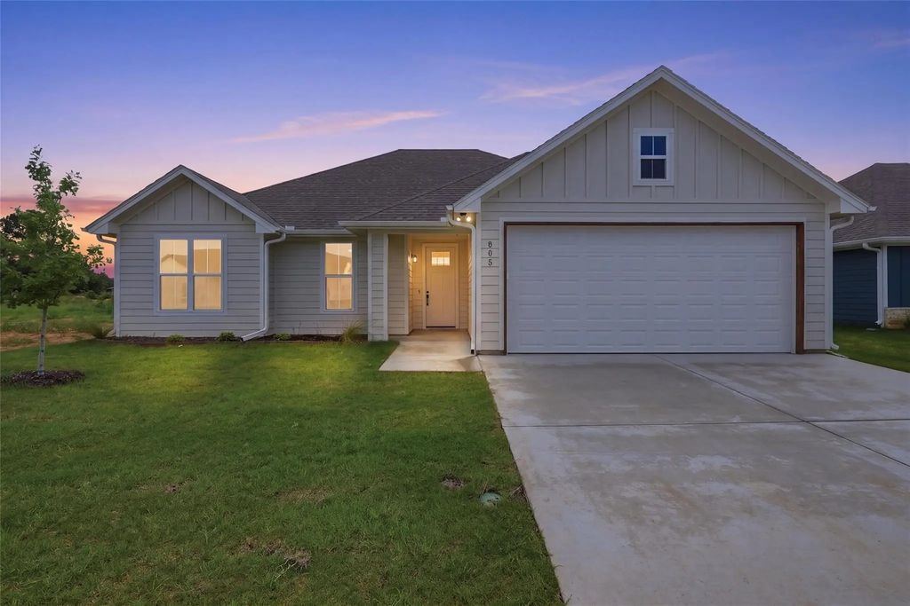 805 Lavender Court, Tolar
