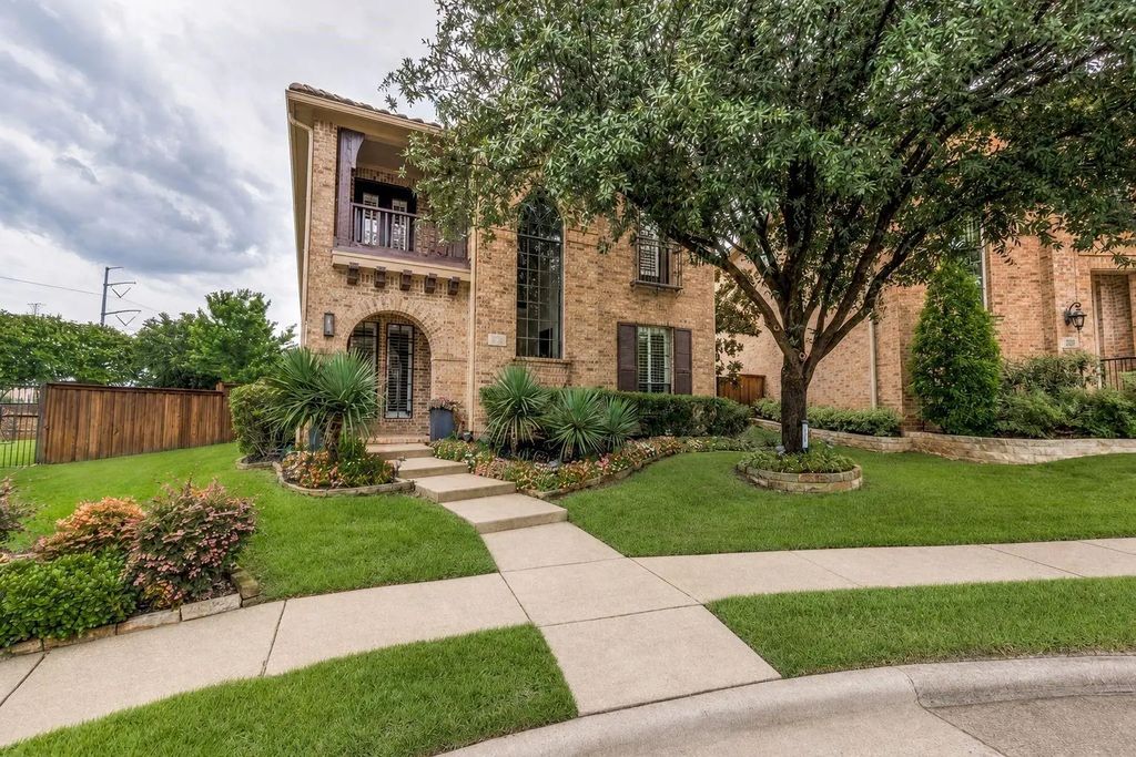 228 Concho Drive, Irving