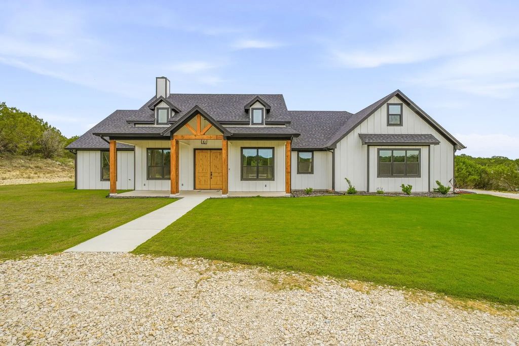 2025 Schooner Way, Bluff Dale