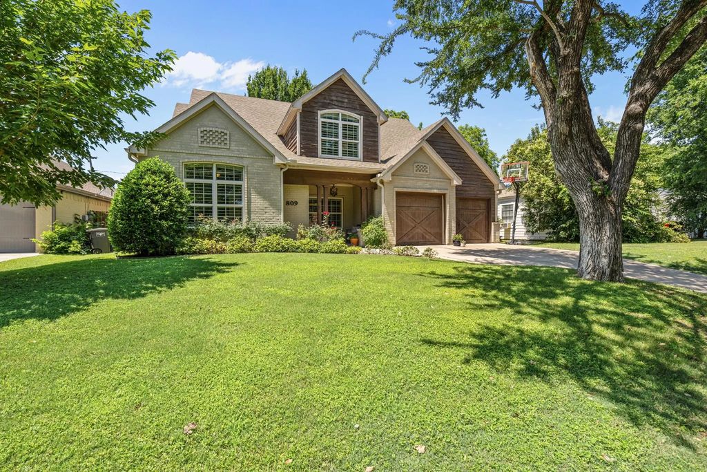 809 Edgefield Road, Fort Worth