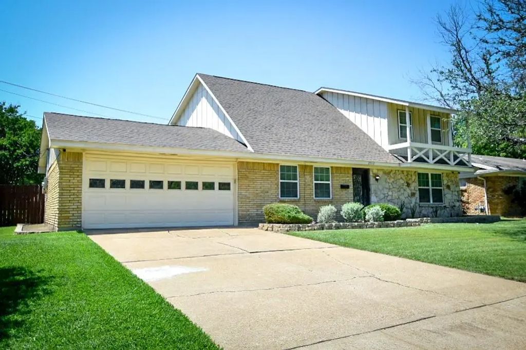 2517 Fairbrook Street, Irving