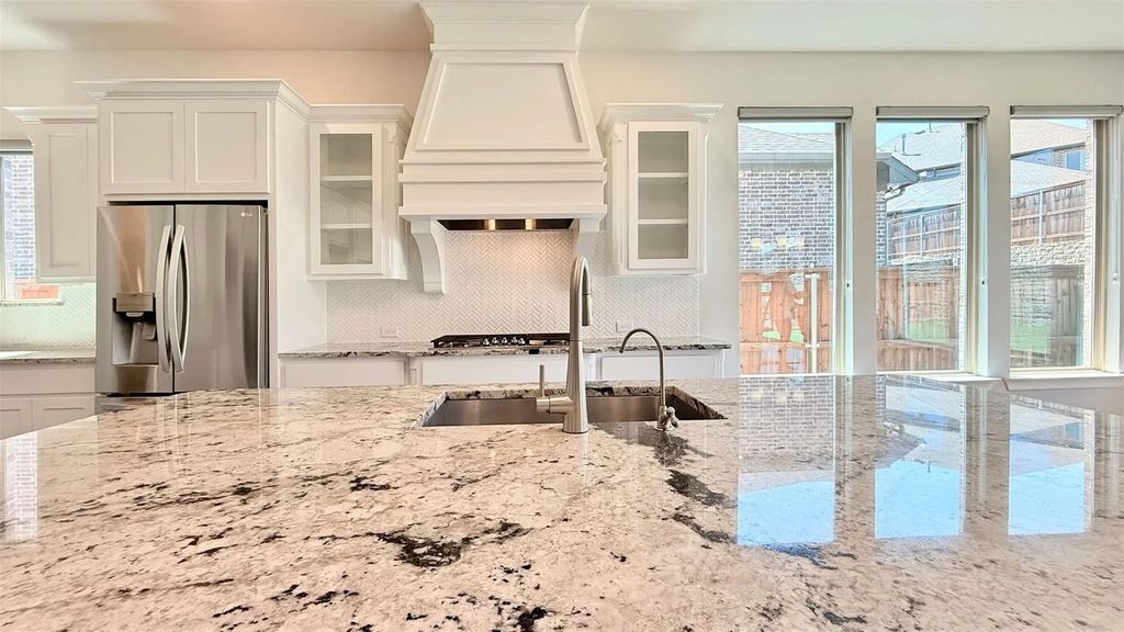 840 Moorland Pass Drive, Prosper