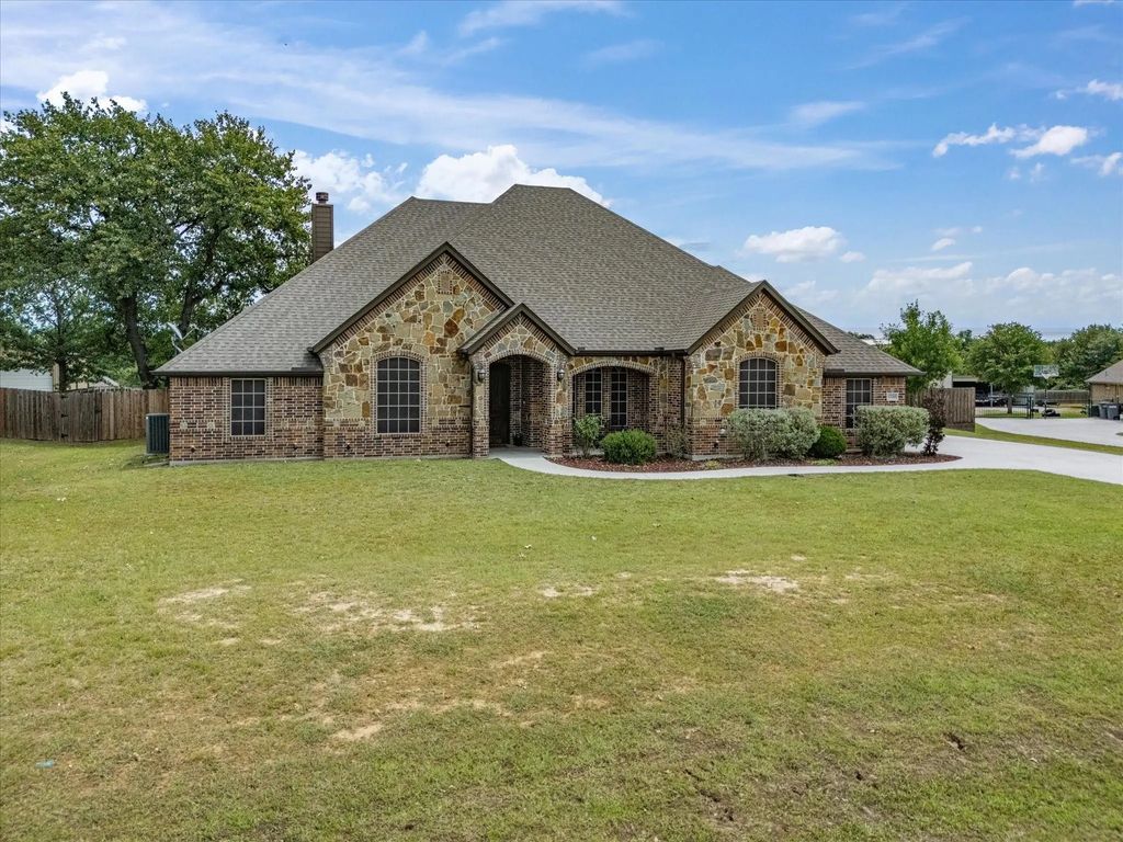 12204 Lighthouse Hill, Azle