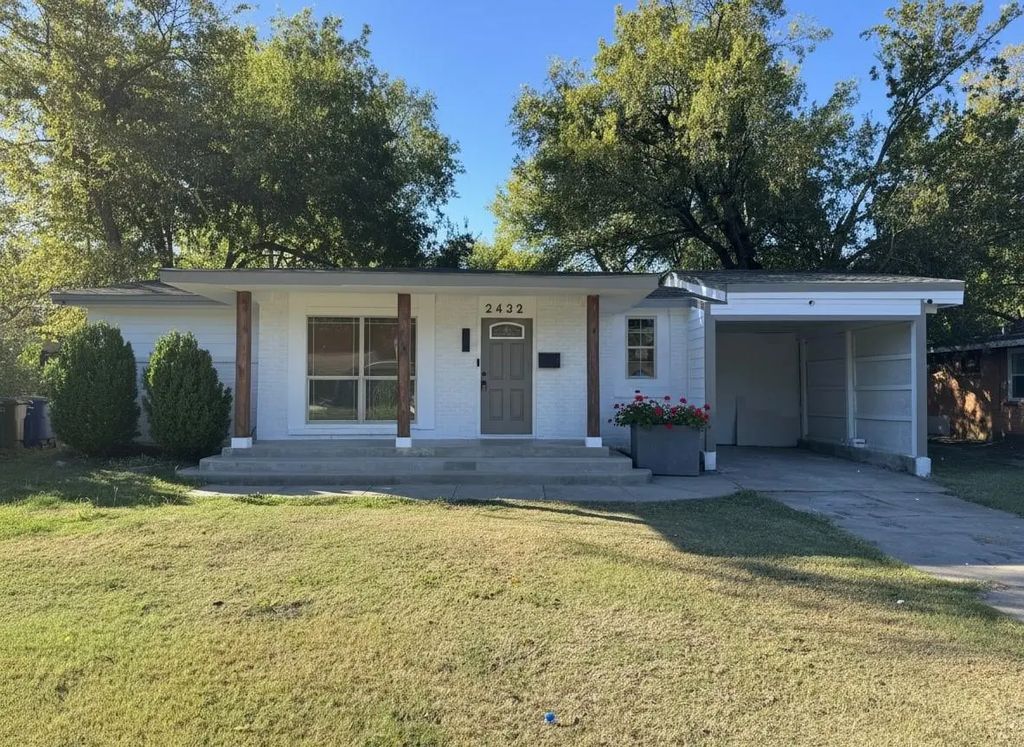2432 Jonesboro Avenue, Dallas