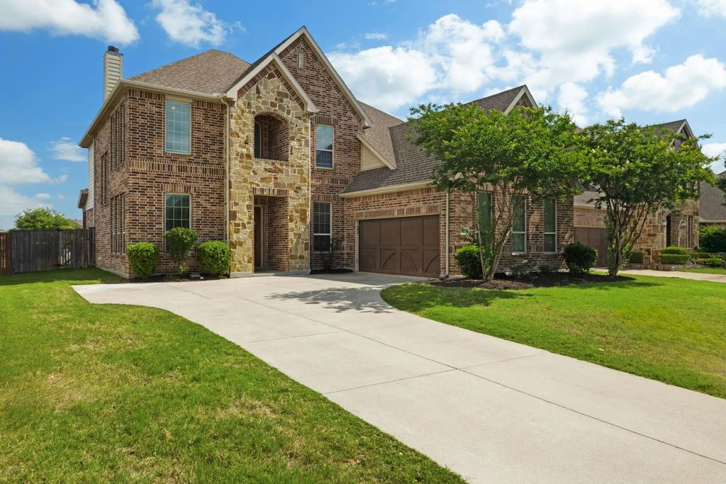 4509 Plumeria Drive, Mansfield