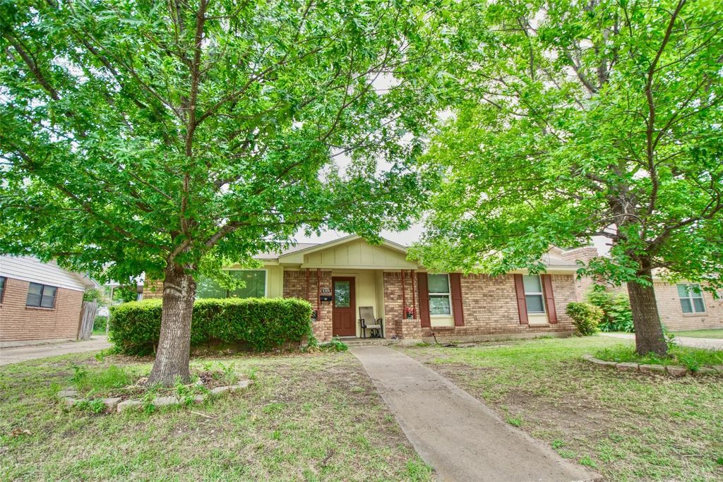 6306 Landmark Drive, Waco