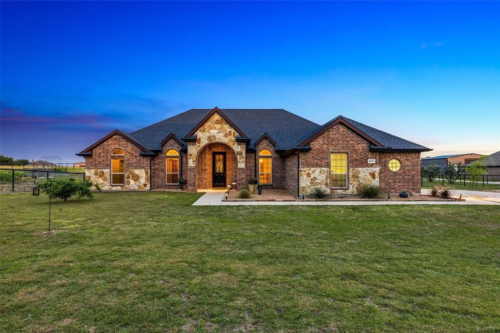 6001 Michael Road, Sanger
