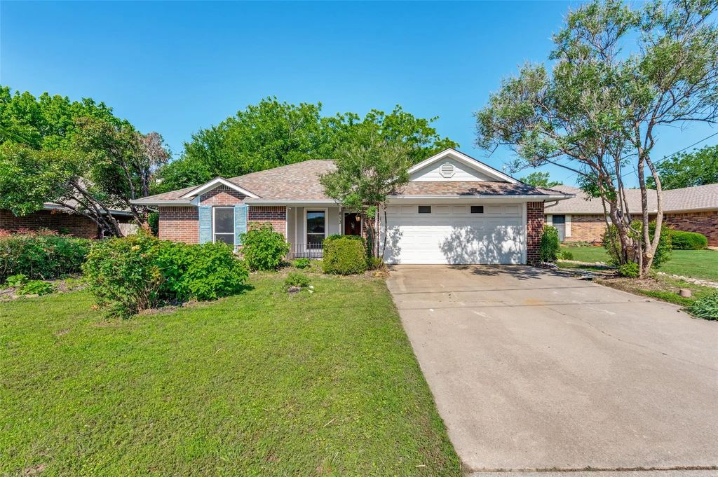 813 Royal Meadows Street, Denton