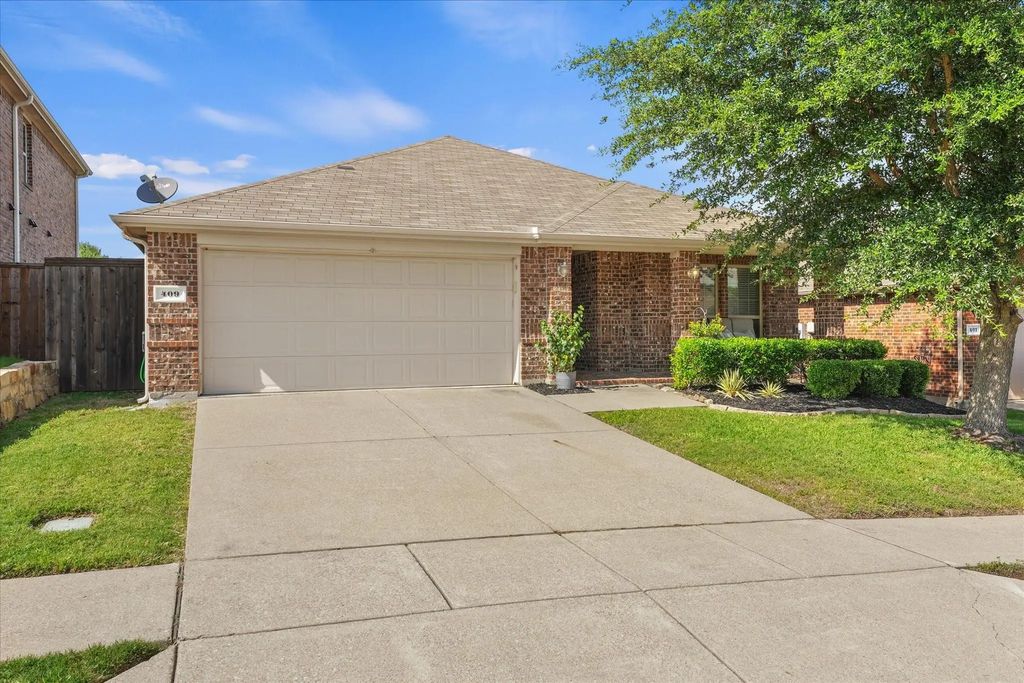 409 Harding Lane, Lavon