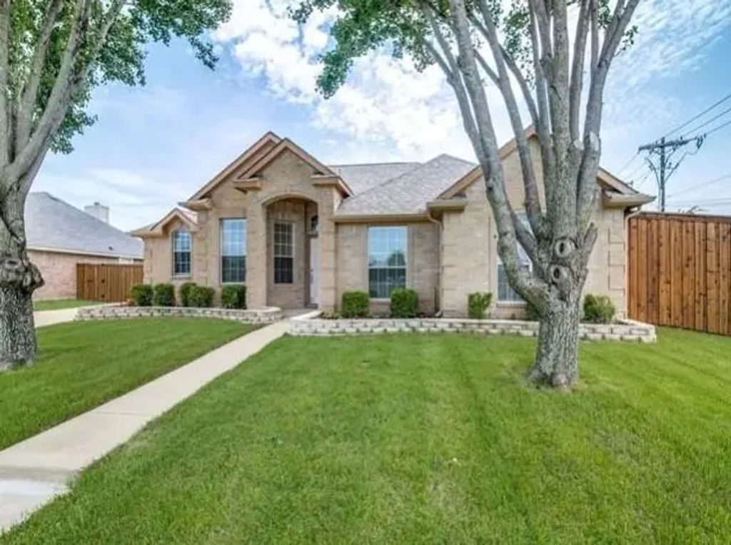 7102 Bellaire Lane, Rowlett