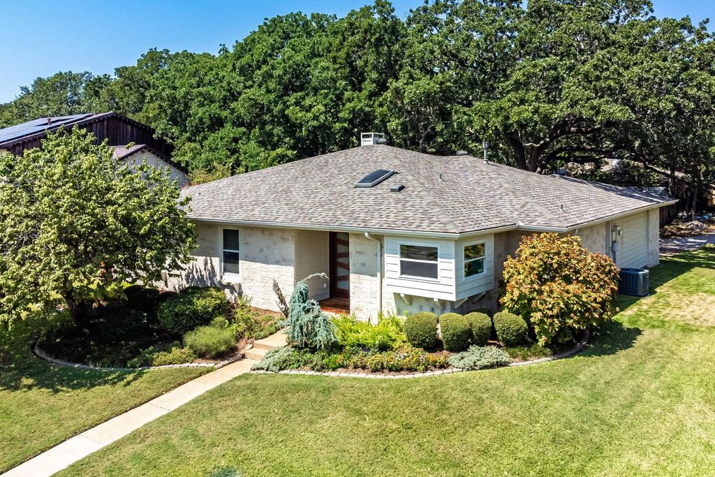 149 Edgewood Drive, Coppell