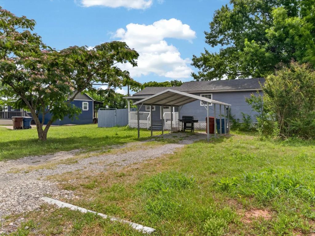 225 Cobb Avenue, Van Alstyne