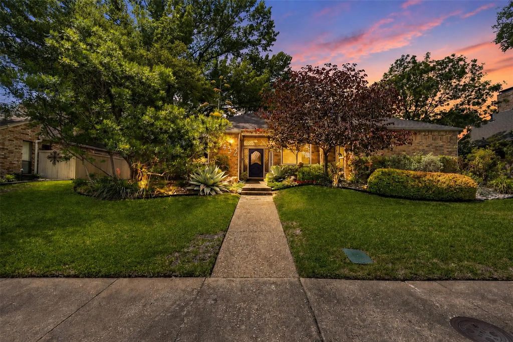 6432 Barkwood Lane, Dallas