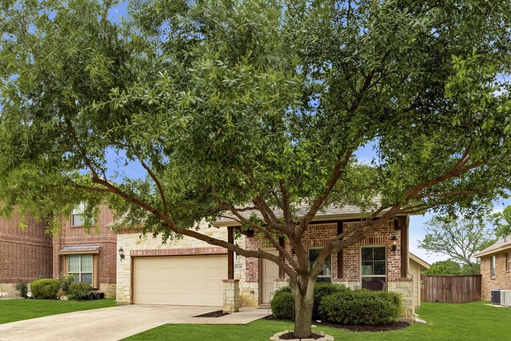 1126 Katelyn Court, Irving