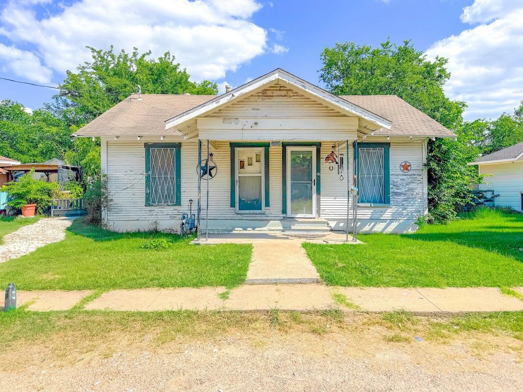 107 Havner Street, Corsicana