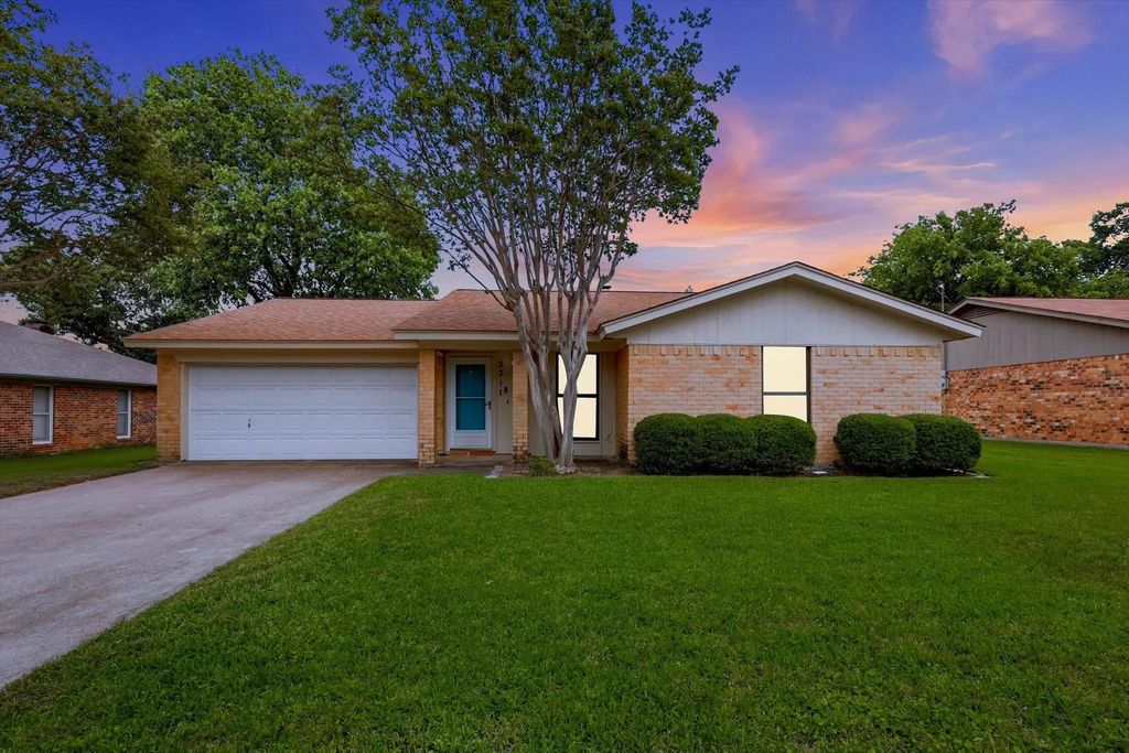 3311 Steeplewood Trail, Arlington