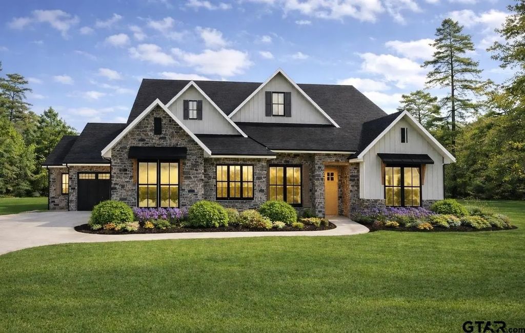 7640 Forest Estates Cove, Tyler