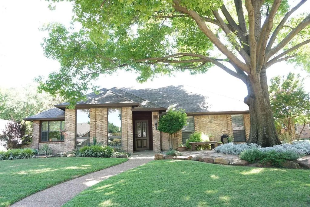 715 Clayton Circle, Coppell