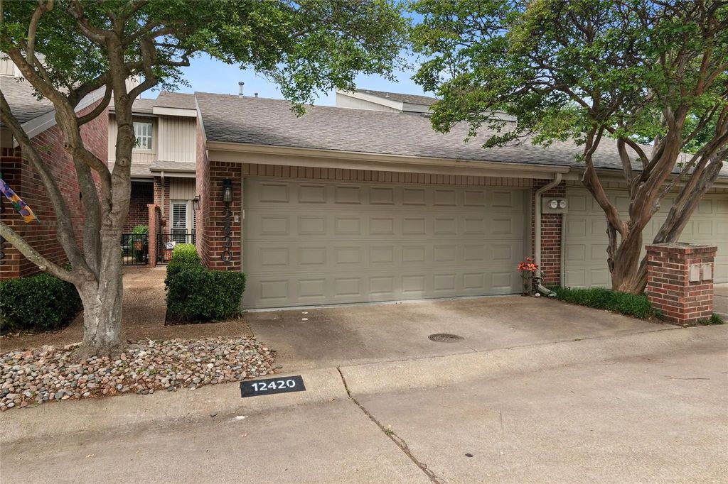 12420 Montego Plaza, Dallas