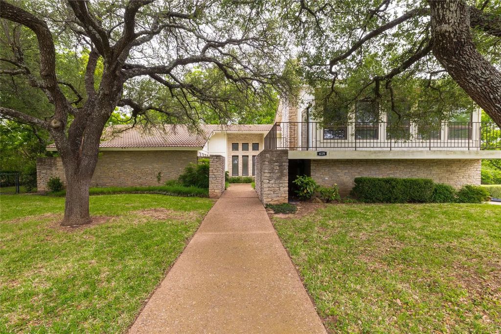 619 Baylor Street, Weatherford
