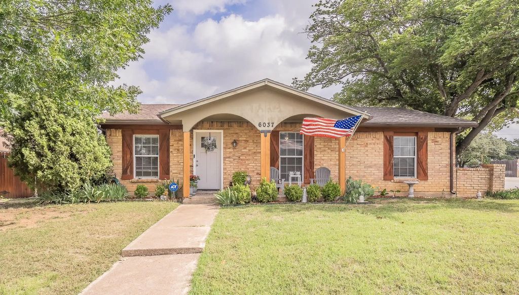 6037 Lindy Lane, Watauga