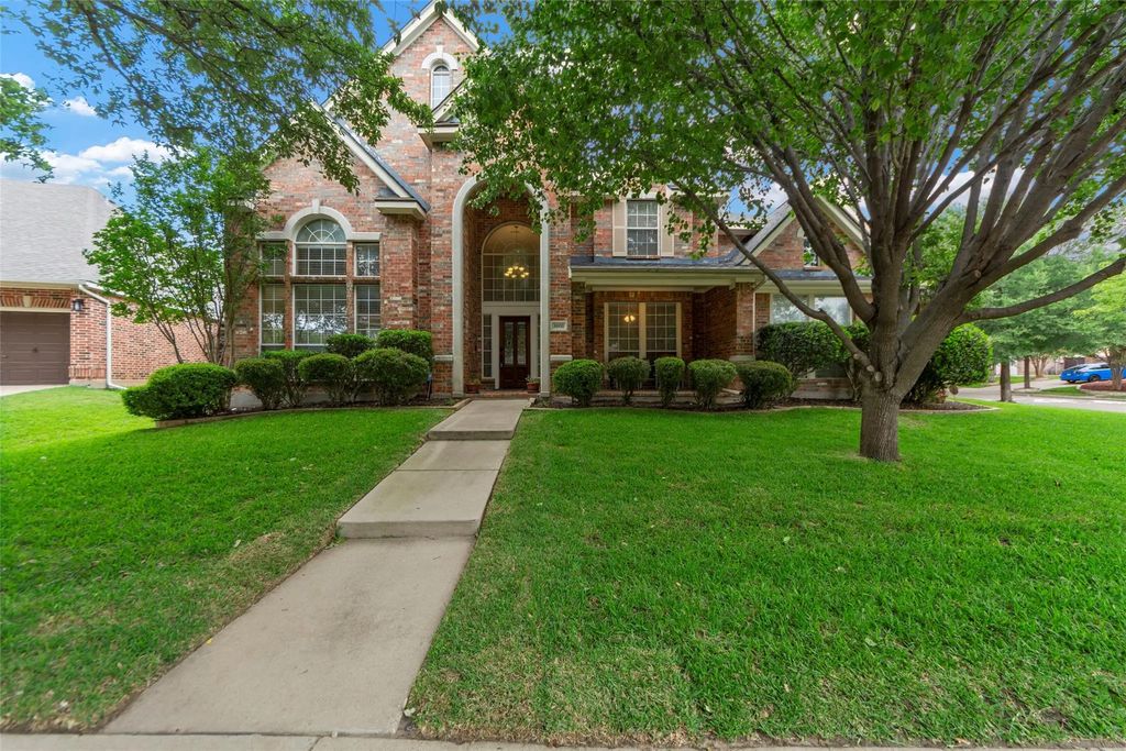 8000 Geranium Lane, Fort Worth