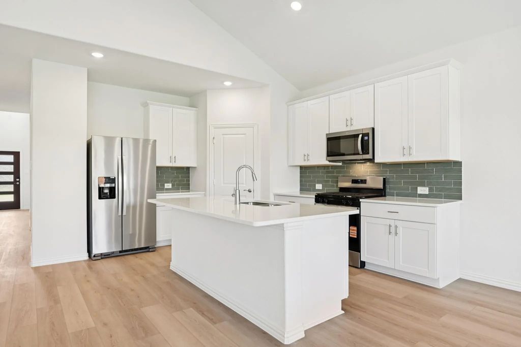 2208 Currents Road, Princeton