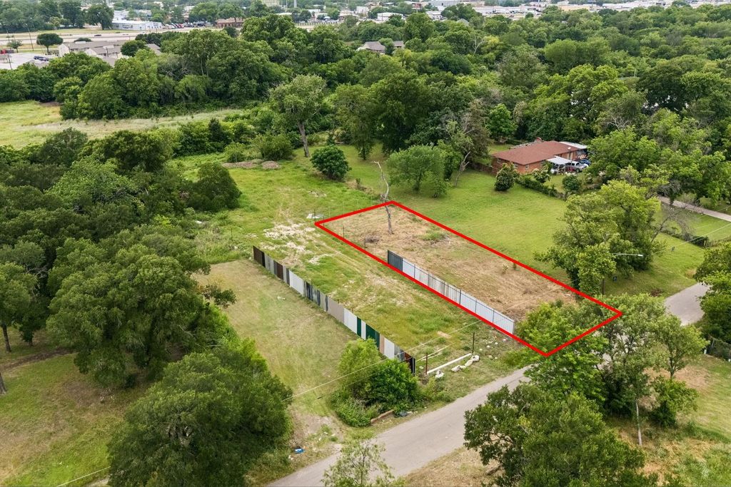 2411 Tally Ho Lane, Dallas