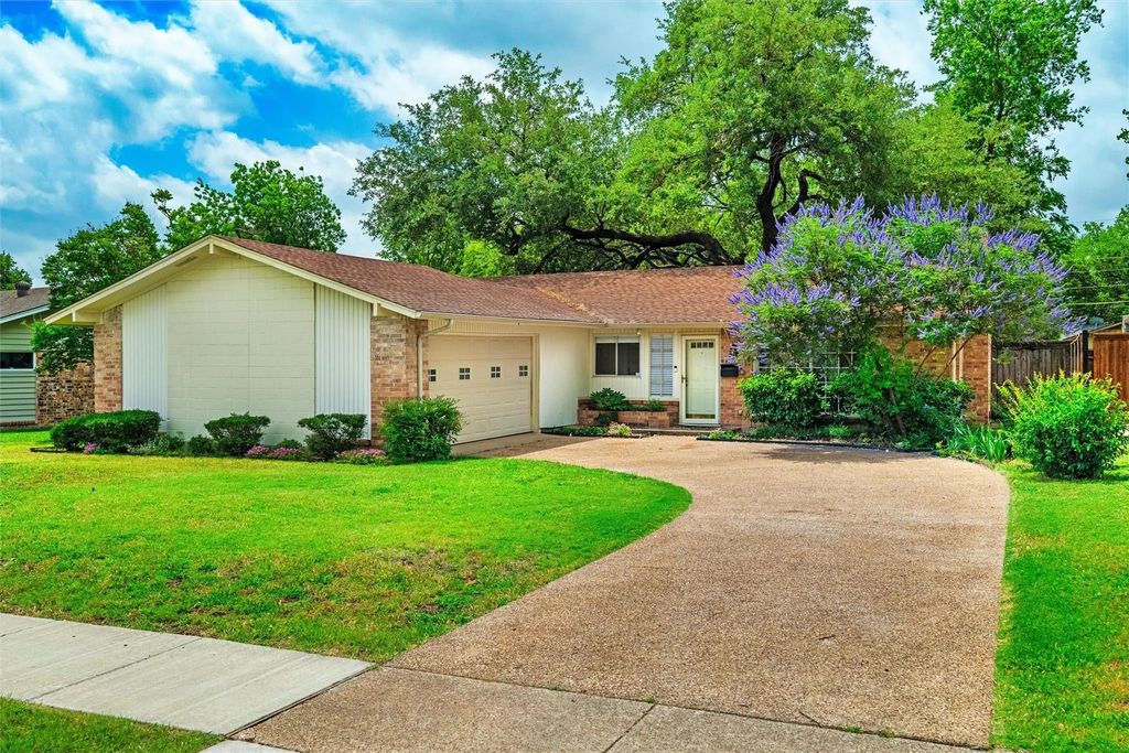 8114 Clear Springs Road, Dallas