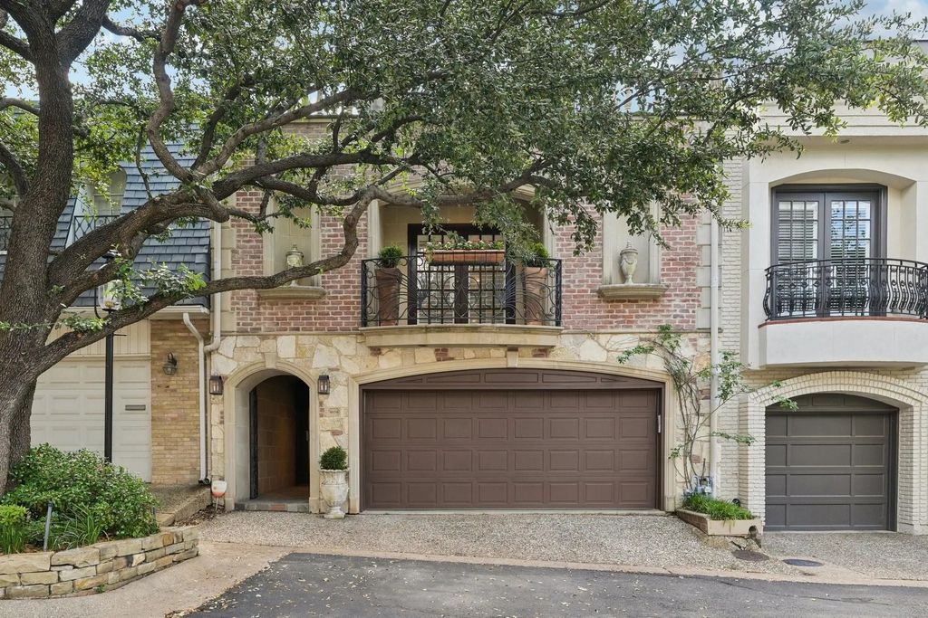 4656 Christopher Place, Dallas