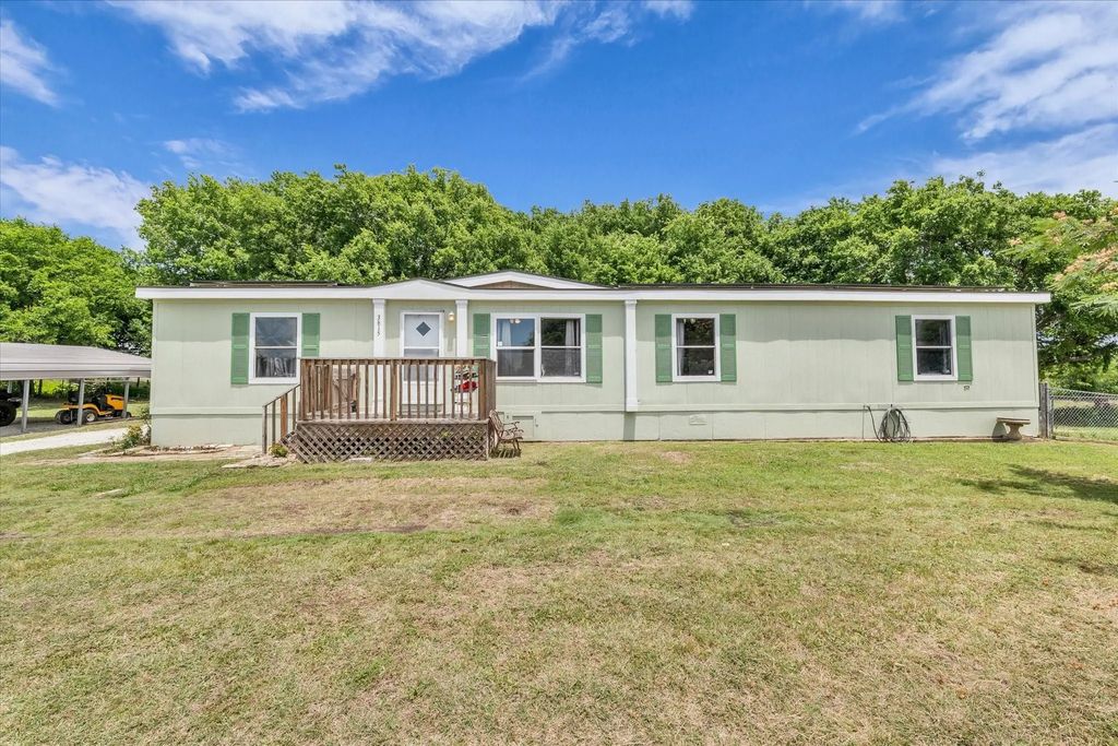 3615 Spring Valley Road, Lorena