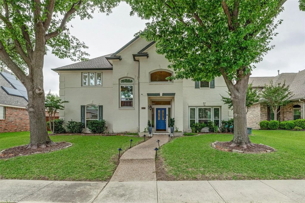 8608 Clear Sky Drive, Plano