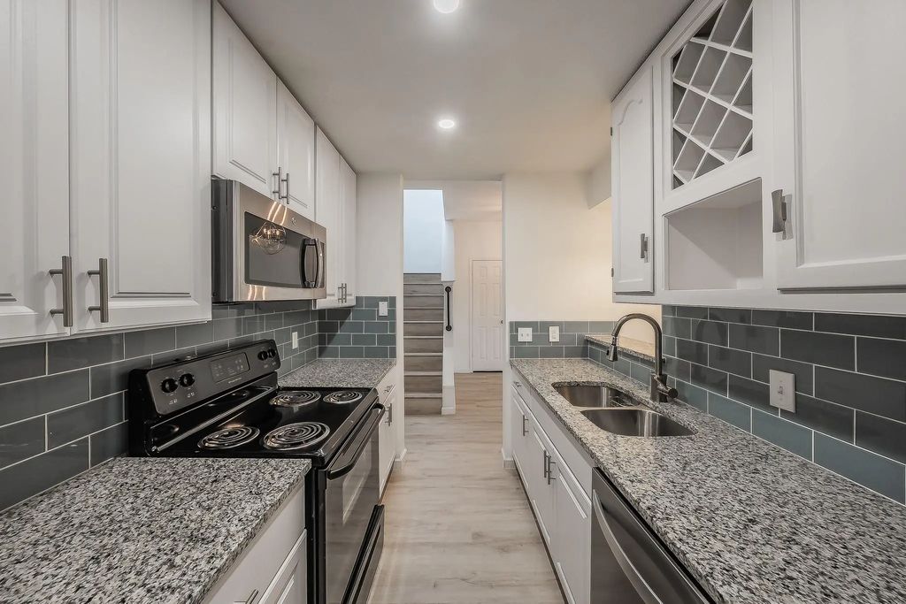 8404 Forest Lane 305, Dallas