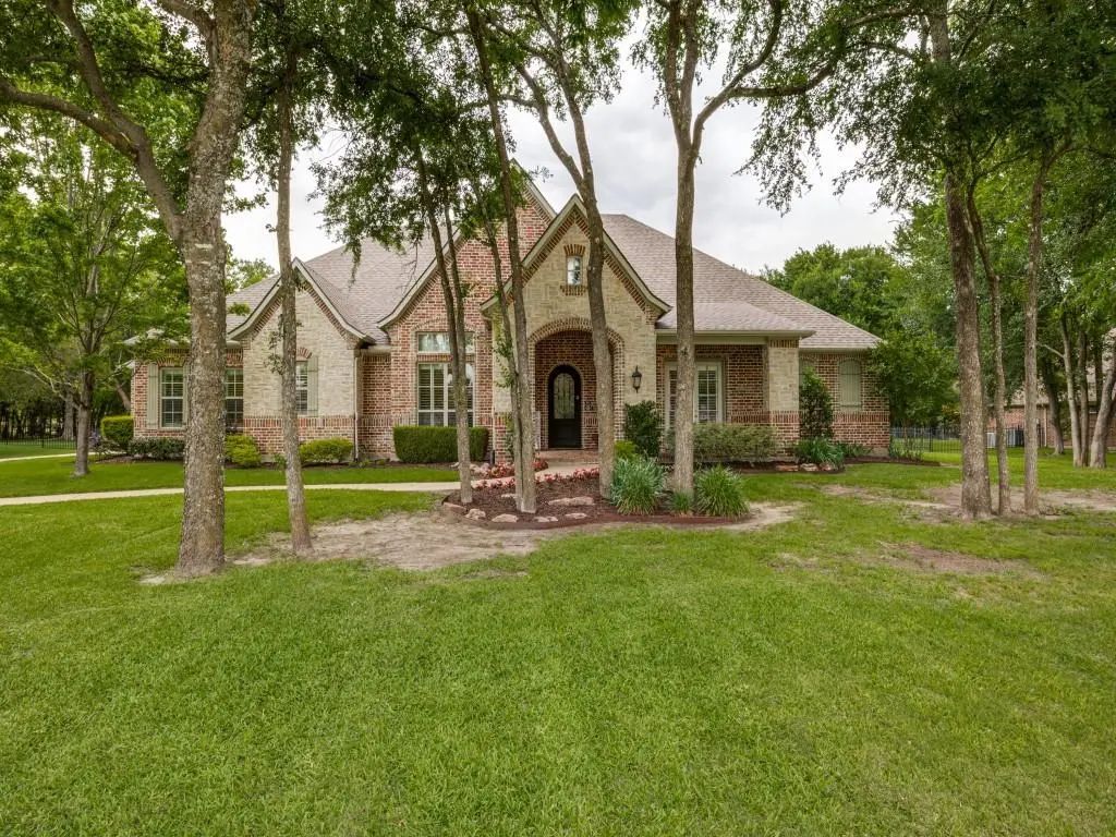 2705 Wolf Creek Drive, Lucas