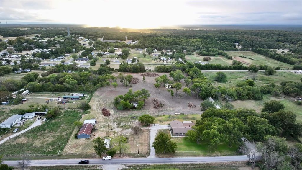 2566 County Road 147, Gainesville