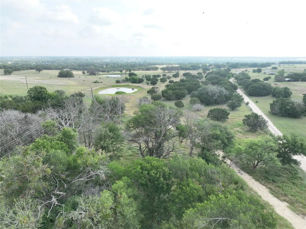 4190 County Road 3208, Hico