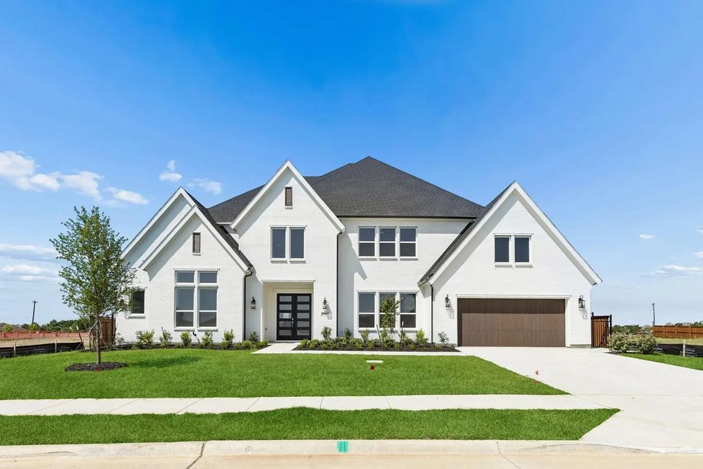 1105 Lessig Lane, Flower Mound