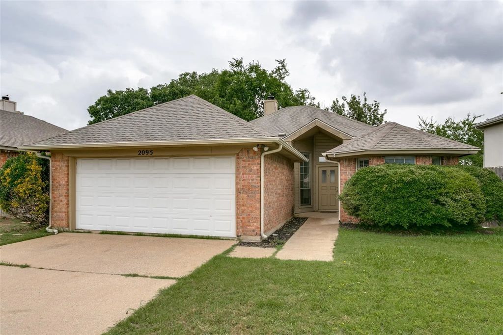 2095 Bronco Lane, Keller