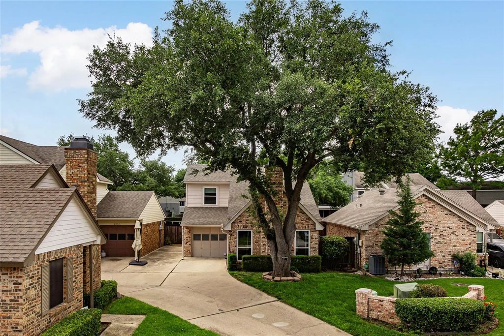 2848 Harbinger Lane, Dallas