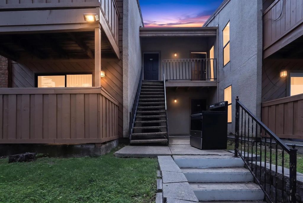 8110 Skillman Street 1057, Dallas
