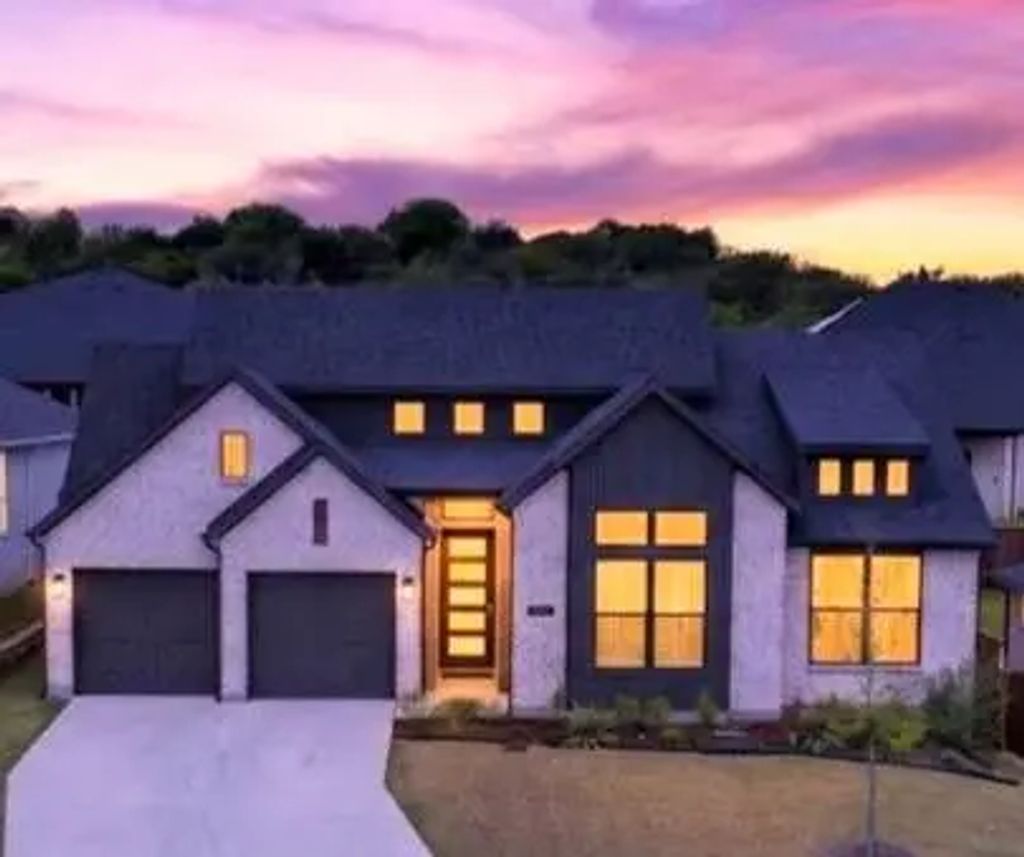 7121 Mantle Ridge Drive, Fort Worth